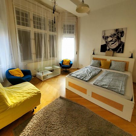 Treestyle Deluxe Rooms Budapest Exterior foto